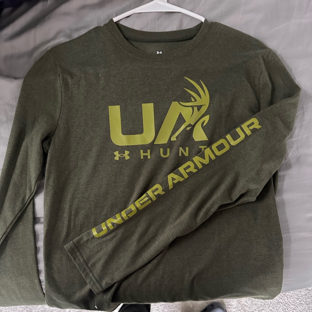 Under Armour Olive Green Crew Neck Shirt